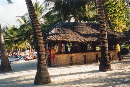 02-Le bar de la plage